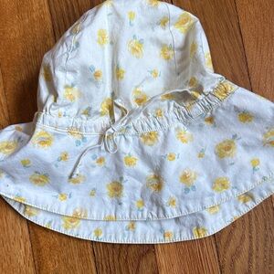 Bonpoint Yellow Floral Kids Hat (size 3)